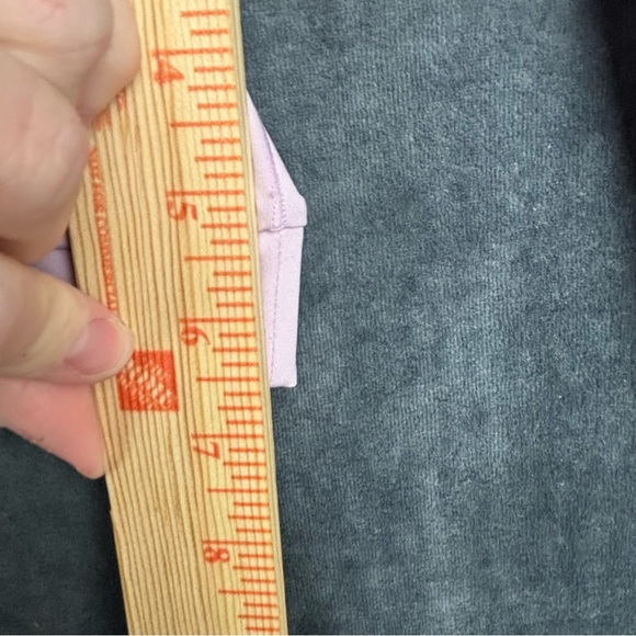 Nike Dri-FIT Lavender long sleeve top with neon studding sz L - Picture 12 of 13